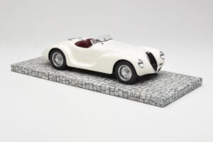 Alfa Romeo 6C 2500 SS Corsa Spider Vit Minichamps 1:18 107120232 Resin — bild 4 av 6
