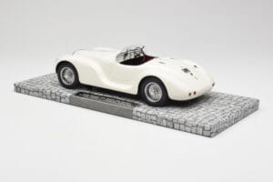 Alfa Romeo 6C 2500 SS Corsa Spider Vit Minichamps 1:18 107120232 Resin — bild 5 av 6