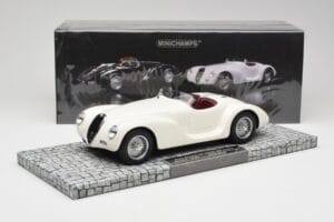 Alfa Romeo 6C 2500 SS Corsa Spider Vit Minichamps 1:18 107120232 Resin — bild 6 av 6
