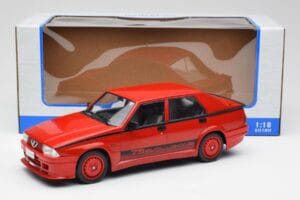 Alfa Romeo 75 Turbo Evoluzione Röd MCG 1:18 MCG18428 Metall — bild 6 av 6