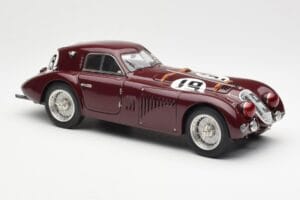 Alfa Romeo 8C 2900 B Speciale #19 24 Hours of Le Mans 1938 CMC 1:18 M-111 Metall — bild 4 av 6