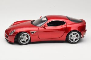 Alfa Romeo 8C Competizione Röd Bburago 1:18 18-11021 Metall — bild 4 av 8