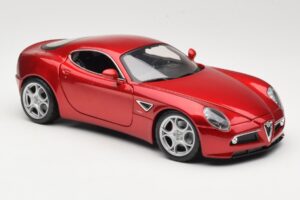 Alfa Romeo 8C Competizione Röd Bburago 1:18 18-11021 Metall — bild 6 av 8