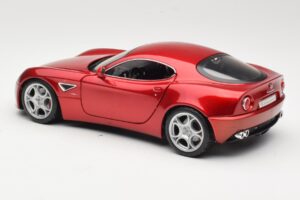 Alfa Romeo 8C Competizione Röd Bburago 1:18 18-11021 Metall — bild 7 av 8