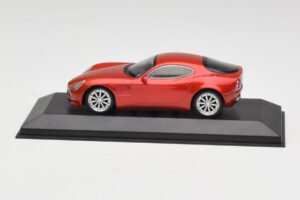 Alfa Romeo 8C Competizione Alfa Röd Minichamps 1:43 403120523 Metall