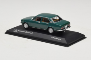 Alfa Romeo Alfetta 1.8 Grön Minichamps 1:43 400120204 Metall — bild 3 av 4