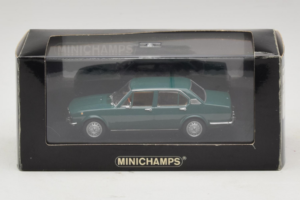 Alfa Romeo Alfetta 1.8 Grön Minichamps 1:43 400120204 Metall — bild 4 av 4