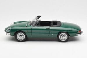 Alfa Romeo Duetto Spider Grön AUTOart 1:18 70138 Metall — bild 4 av 8