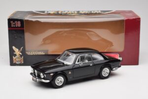 Alfa Romeo Giulia Sprint GTA Svart Road Signature 1:18 92348 Metall — bild 8 av 8
