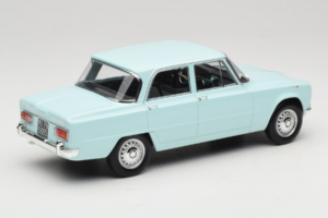 Alfa Romeo Giulia TI 105 Sky Blue Norev 1:18 187974 Metall — bild 3 av 7