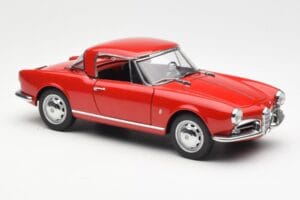 Alfa Romeo Giulietta 1300 Spider Röd AUTOart 1:18 70157 Metall — bild 6 av 8