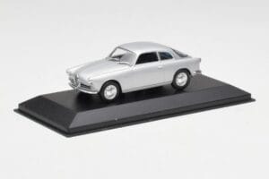 Alfa Romeo Giulietta Sprint Silver Minichamps 1:43 400120400 Metall — bild 2 av 4