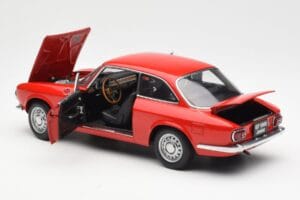 Alfa Romeo GT 1300 Junior LHD Röd AUTOart 1:18 70131 Metall — bild 5 av 8