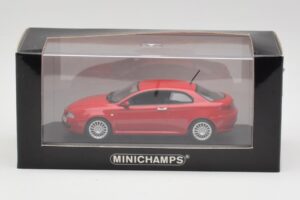 Alfa Romeo GT Alfa Röd Minichamps 1:43 400120321 Metall — bild 4 av 4
