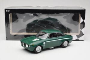 Alfa Romeo GTA 1300 Junior Grön Minichamps 1:18 155120022 Metall — bild 6 av 6