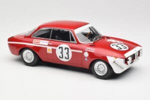 Alfa Romeo GTA 1300 Junior #33 T. Hezemans / G. van Lennep Division 1 Winners 4 Hours of Jarama 1972 Minichamps 1:18 15572123 — bild 4 av 6