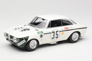 Alfa Romeo GTA 1300 Junior #35 C. Colzani / Pooky / G. Venturi 4 Hours of Jarama 1972 Minichamps 1:18 155721235 Metall