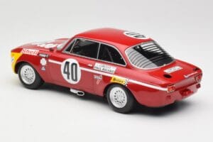 Alfa Romeo GTA 1300 Junior #40 F. Picchi / J-C. Chasseuil Division 1 Winners 12 Hours of Paul Ricard 1971 Minichamps 1:18 155 — bild 5 av 6