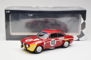 Alfa Romeo GTA 1300 Junior #40 F. Picchi / J-C. Chasseuil Division 1 Winners 12 Hours of Paul Ricard 1971 Minichamps 1:18 155 — bild 6 av 6