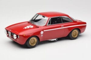 Alfa Romeo GTA 1300 Junior Röd Minichamps 1:18 155120020 Metall
