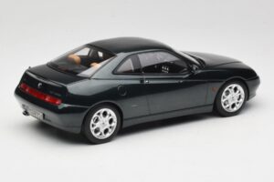 Alfa Romeo GTV 916 Coventry Green Metallic Norev 1:18 187842 Metall — bild 2 av 6