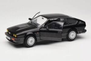 Alfa Romeo GTV6 Svart Solido 1:18 S1802302 Metall — bild 2 av 8