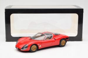 Alfa Romeo 33 Stradale Röd AUTOart 1:18 70191 Metall — bild 8 av 8