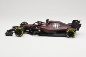 Alfa Romeo Racing C38 #7 K. Raikkonen Valentine's Day Livery Shakedown Fiorano 14th February 2019 Minichamps 1:18 110199907 M — bild 3 av 6
