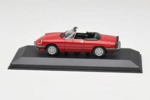Alfa Romeo Spider 2000 Alfa Röd Minichamps 1:43 436120760 Metall