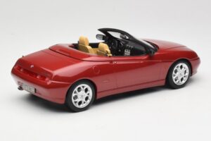 Alfa Romeo Spider 916 Proteo Red Metallic Norev 1:18 187854 Metall — bild 2 av 6