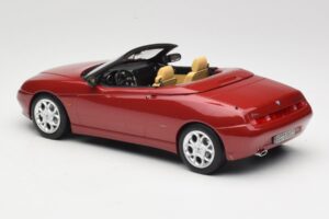 Alfa Romeo Spider 916 Proteo Red Metallic Norev 1:18 187854 Metall — bild 5 av 6