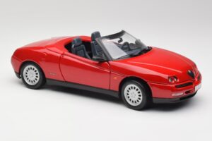 Alfa Romeo Spider 916 Alfa Röd Maisto 1:18 50278 Metall — bild 6 av 8