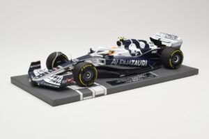 AlphaTauri AT03 #22 Y. Tsunoda Bahrain GP 2022 Minichamps 1:18 117220122 Metall — bild 2 av 6