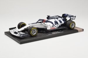 AlphaTauri Honda AT01 #26 D. Kvyat Italian GP 2020 Minichamps 1:18 117200826 Metall — bild 2 av 6