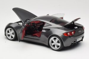Artega GT Grey Metallic Revell 1:18 09024 Metall — bild 5 av 8