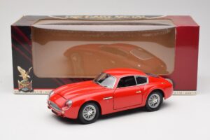 Aston Martin DB4 GT Zagato Röd Road Signature 1:18 92728 Metall — bild 8 av 8