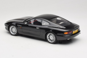 Aston Martin DB7 Bowland Black Cult Models 1:18 CML187-2 Resin — bild 5 av 6