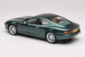 Aston Martin DB7 Buckinghamshire Green Cult Models 1:18 CML187-1 Resin — bild 5 av 6