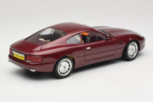 Aston Martin DB7 Röd Guiloy 1:18 67550 Metall — bild 3 av 8