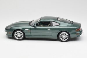 Aston Martin DB7 Vantage Grön Maisto 1:18 36880 Metall — bild 4 av 8