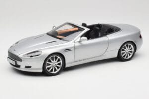 Aston Martin DB9 Volante Silver Minichamps 1:18 150137334 Metall
