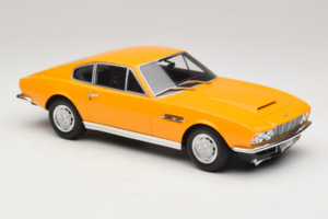 Aston Martin DBS Gul GT Spirit 1:18 GT079 Resin — bild 4 av 6