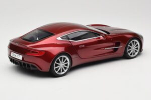 Aston Martin One-77 Diavolo Red AUTOart 1:18 70245 Metall — bild 3 av 8