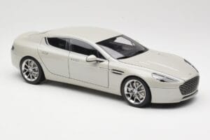 Aston Martin Rapide S Silver Fox AUTOart 1:18 70258 Metall — bild 6 av 8