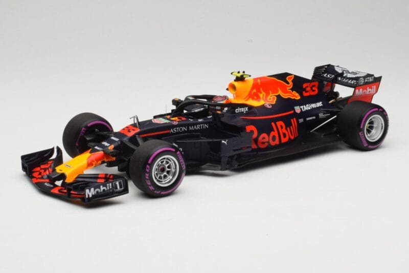 Aston Martin Red Bull Racing RB14 Tag Heuer #33 M. Verstappen Mexican GP 2018 Minichamps 1:18 110181933 Metall