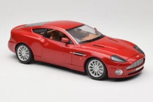 Aston Martin V12 Vanquish Röd Bburago 1:18 34063 Metall — bild 6 av 8