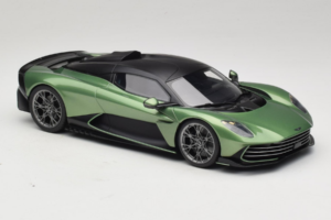 Aston Martin Valhalla Iridescent Emerald Green GT Spirit 1:18 GT558 Resin — bild 4 av 6