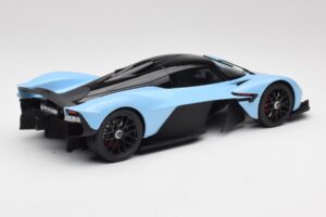 Aston Martin Valkyrie Racing Blå GT Spirit 1:18 GT915 Resin — bild 2 av 6