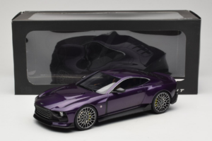 Aston Martin Valour Mörkblå GT Spirit 1:18 GT944 Resin — bild 6 av 6