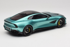 Aston Martin Vanquish Green Metallic GT Spirit 1:18 GT551 Resin — bild 2 av 6